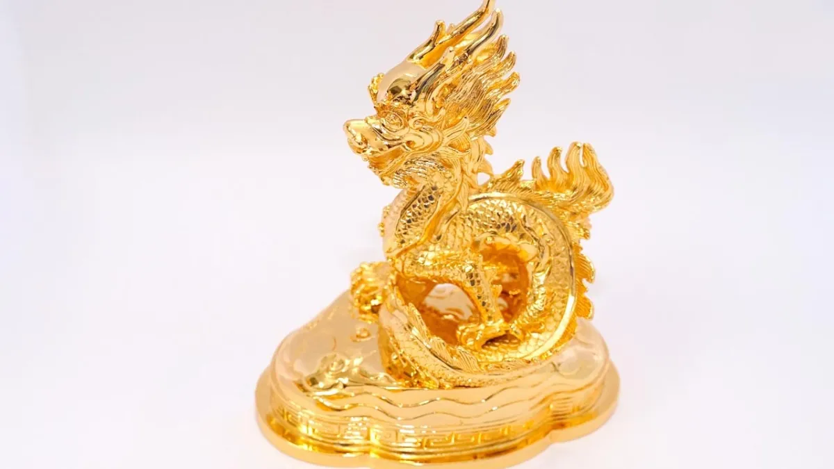 Vật phẩm phong thủy thu hút may mắn cho người sinh năm 1976 mệnh Thổ