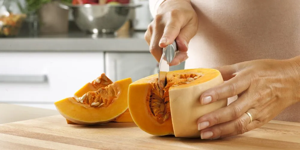 Bí đỏ, một loại củ ngon nhưng cần lưu ý khi kết hợp