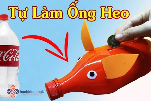 Ống heo tiết kiệm làm từ chai nhựa Coca-Cola