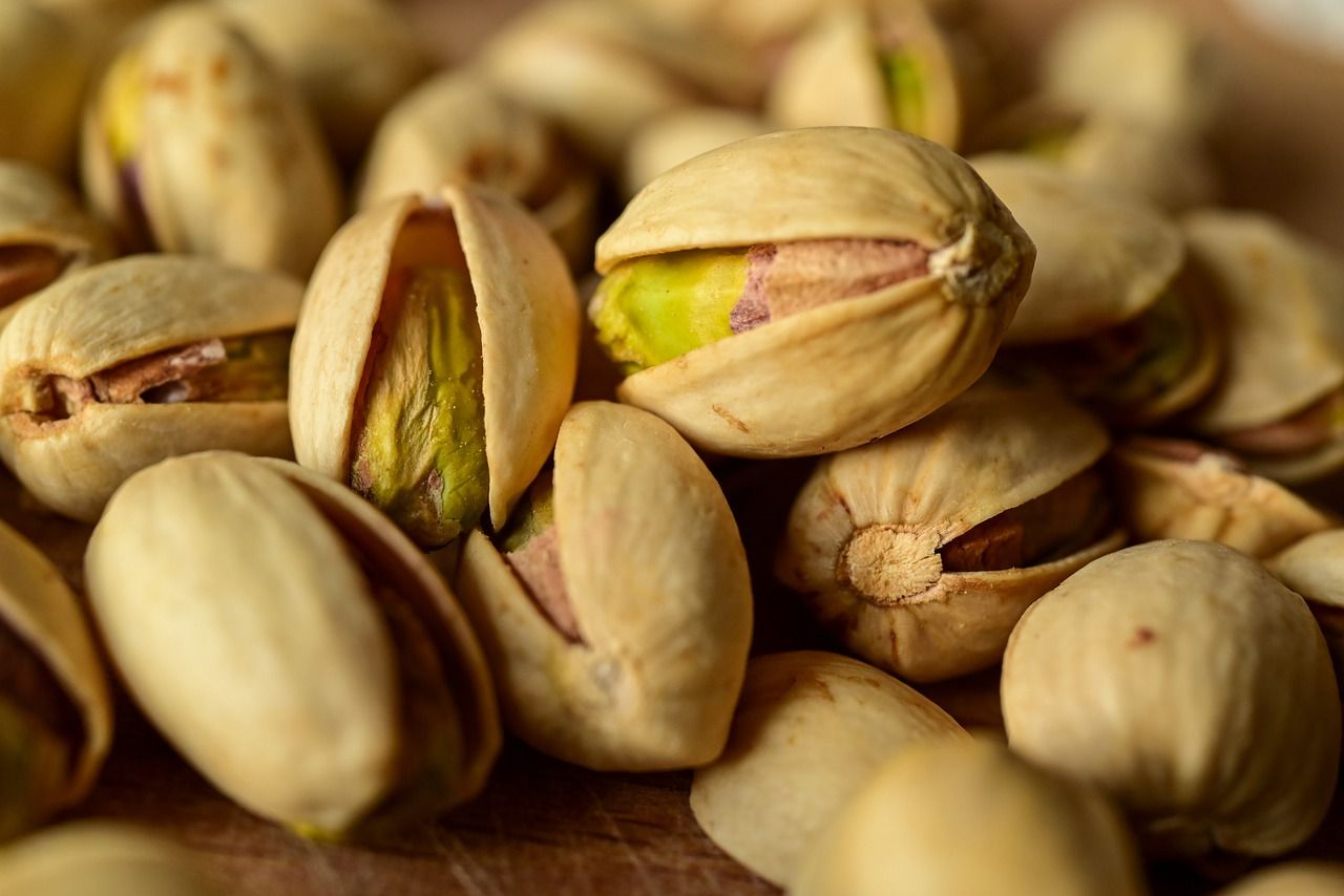 pistachio-7574181_1280_5d15cee7dde84c59aa7e92eaf0896833_master-1