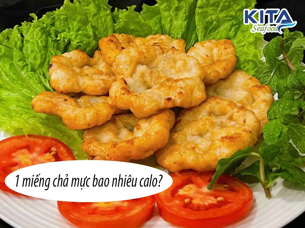 Chả mực vàng ruộm thơm ngon, hấp dẫn được chiên giòn