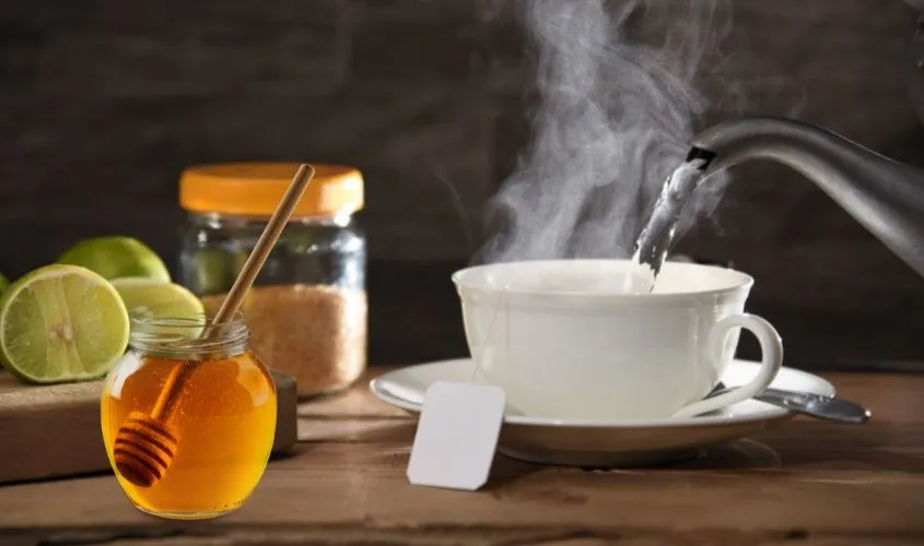 Nước quá nóng trên 60 độ C có thể làm mất đi các dưỡng chất quý giá trong mật ong