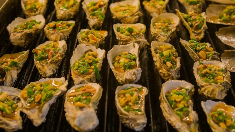 Không nên ăn hàu với rau cần tây