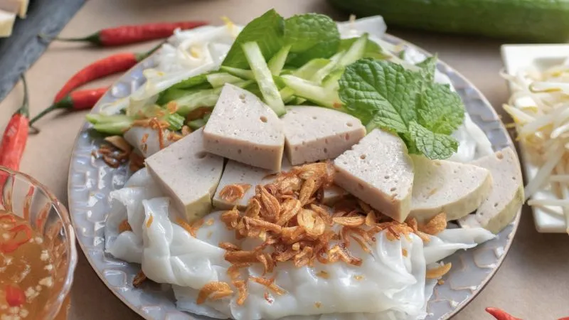 Lượng calo trung bình trong 100g bánh ướt