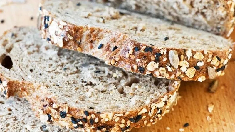 Bánh mì nguyên cám được biết đến là thực phẩm giàu dinh dưỡng nhưng lại ít chất béo, rất được ưa chuộng