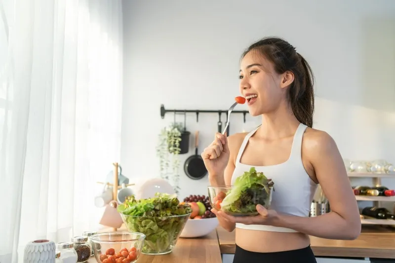Xây dựng một chế độ ăn uống cân đối hỗ trợ giảm cân