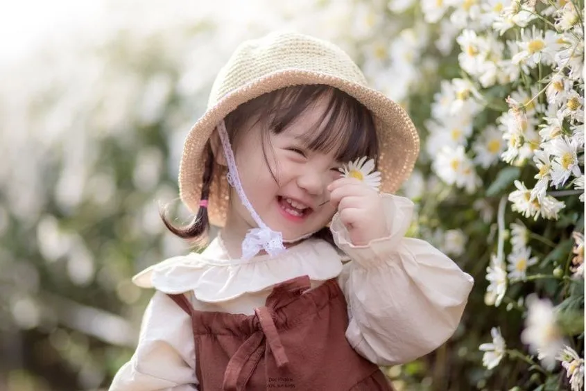Những tên đệm cho tên Ngân mang ý nghĩa hồn nhiên, trong trắng
