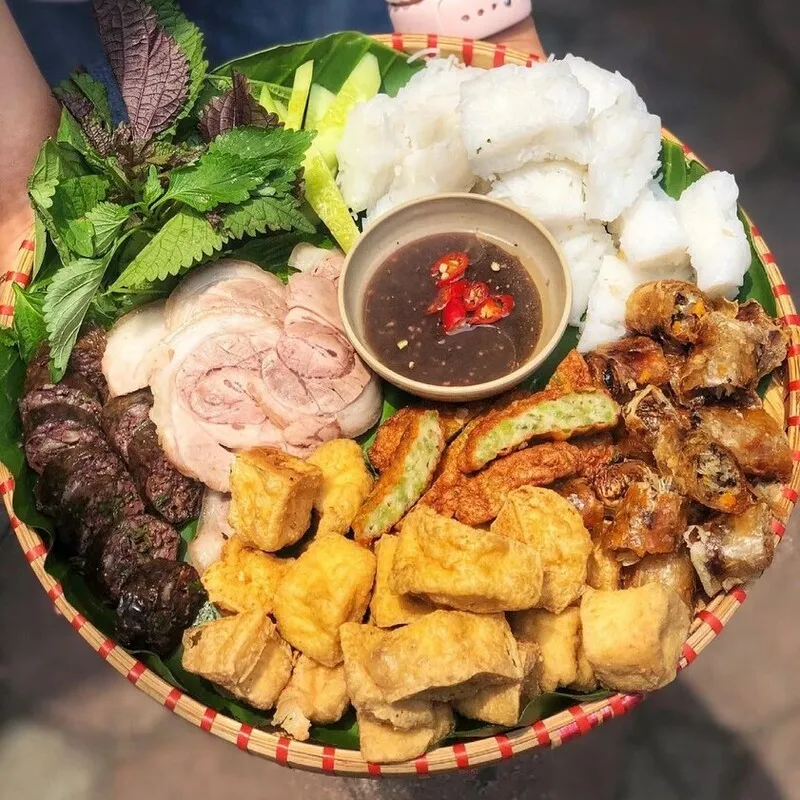 Ăn bún đậu mắm tôm có thể gây tăng cân nếu không được kiểm soát