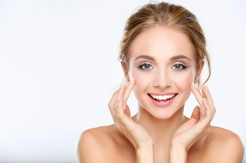 Thường xuyên ăn bưởi giúp sản sinh collagen duy trì nét đẹp của làn da
