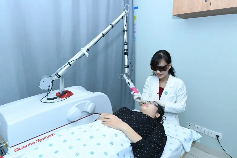 BV Đại học Y Dược với công nghệ tẩy nốt ruồi tiên tiến.