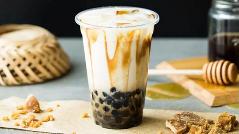Thông tin calo trong một ly sữa tươi trân châu đường đen size M