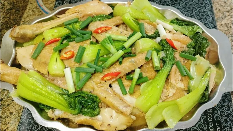 Gà hấp cải thìa