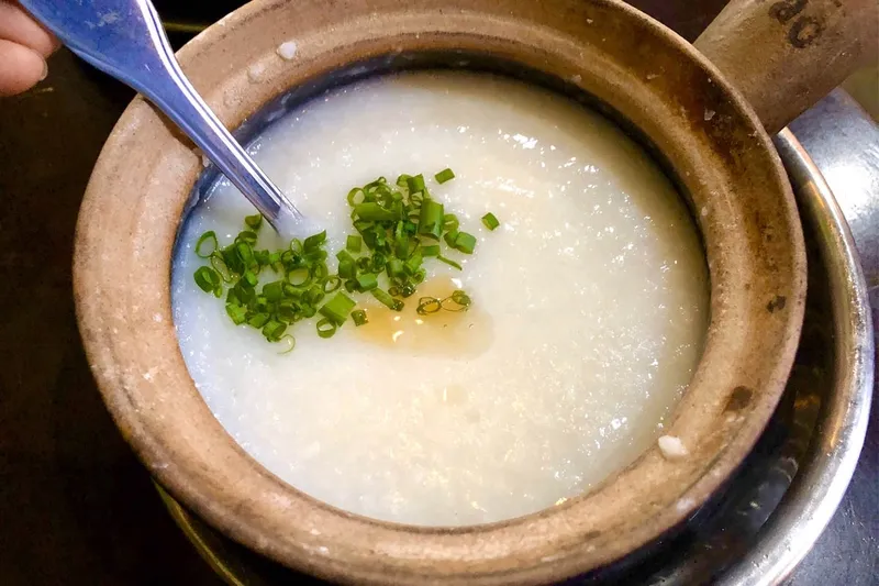 Lượng calo trung bình trong 100g cháo trắng