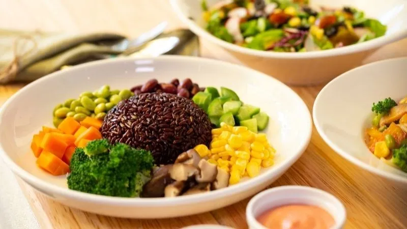 Thêm gạo lứt vào chế độ ăn lành mạnh giúp giảm cân