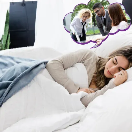 Một cặp đôi đang trò chuyện căng thẳng, tượng trưng cho những mâu thuẫn và cảm giác bị đe dọa trong mối quan hệ