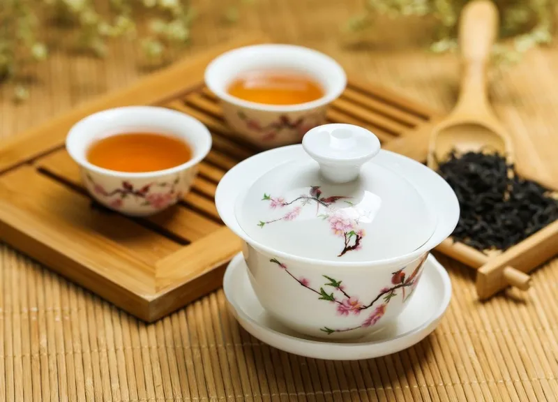 Tham khảo ý kiến chuyên gia để sử dụng cây lá đắng an toàn và hiệu quả