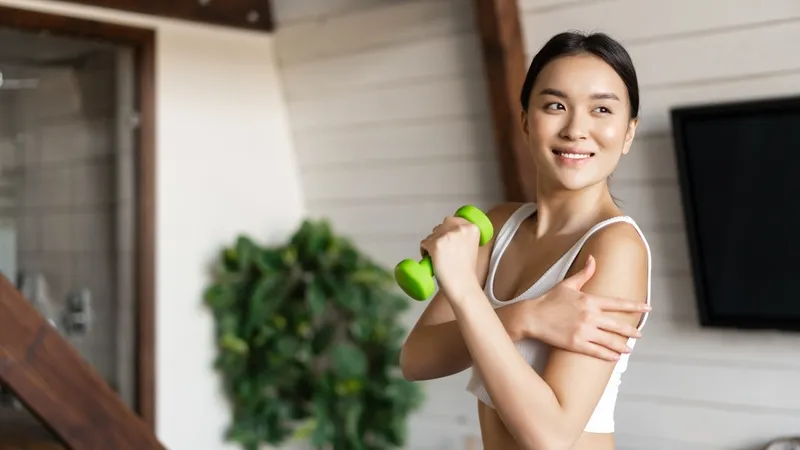 Duy trì thói quen vận động mỗi ngày để giữ gìn sức khỏe và vóc dáng