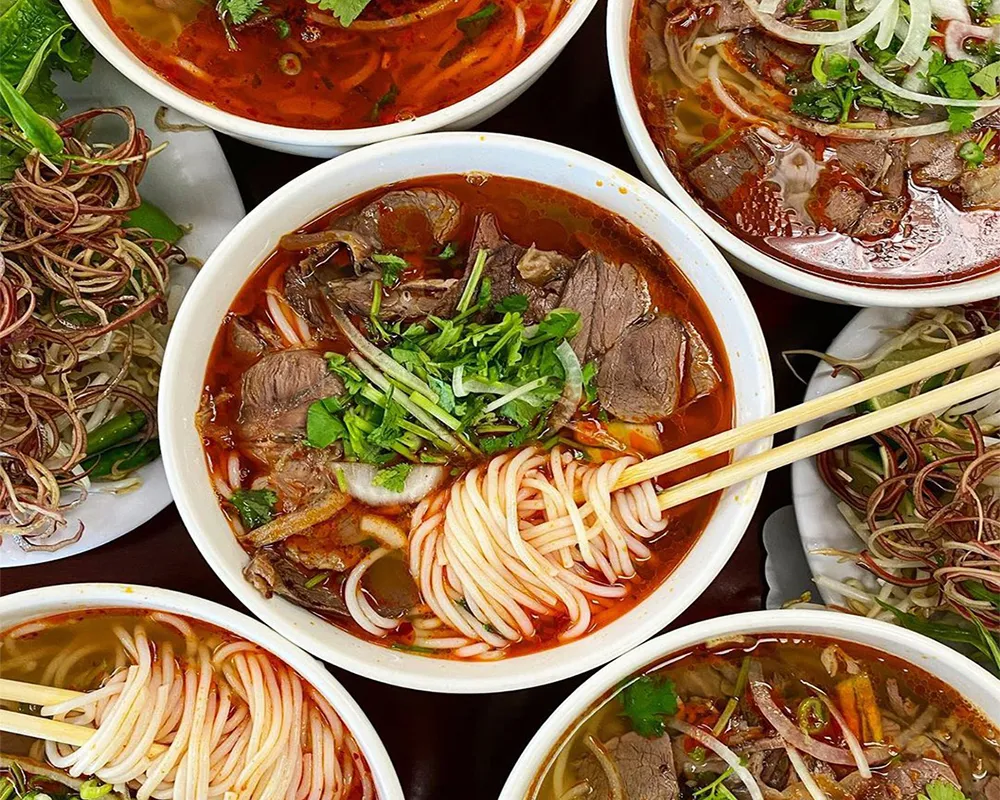 Bảng thống kê hàm lượng calo trong các loại bún bò phổ biến