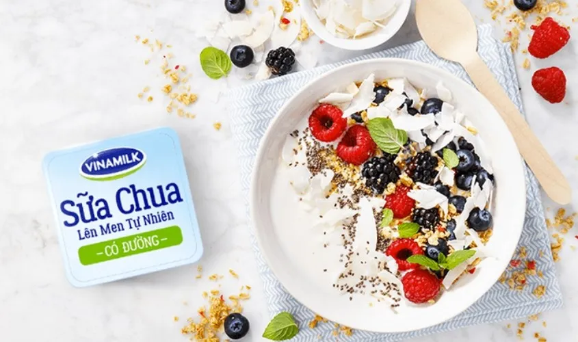 Sữa chua có đường Vinamilk 100g, thơm ngon bổ dưỡng