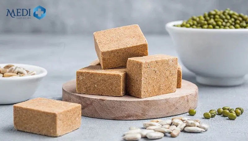 100g lương khô chứa 240 calo