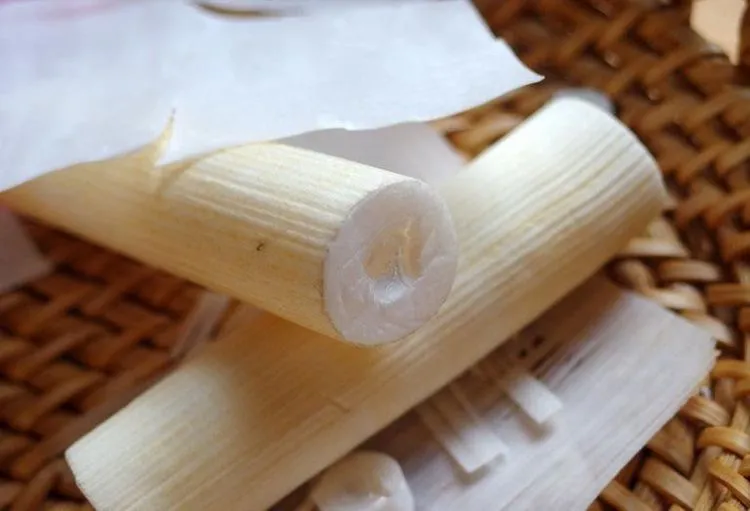 Cây thông thảo cần được sơ chế cẩn thận trước khi sử dụng