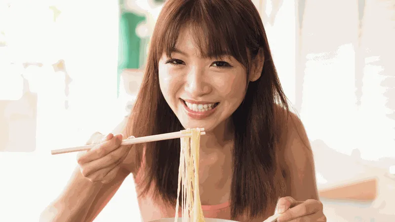 Bát mì tươi đầy đủ dinh dưỡng cho bữa sáng