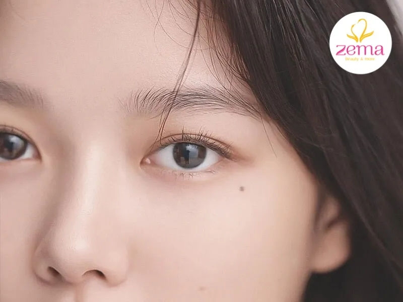 Ý nghĩa của nốt ruồi ở đuôi mắt trái và phải