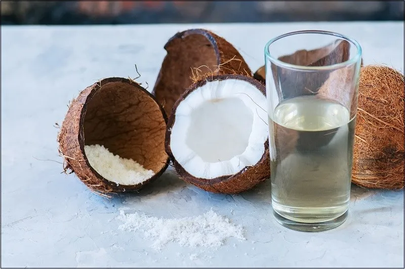 Nước dừa là thức uống ít calo