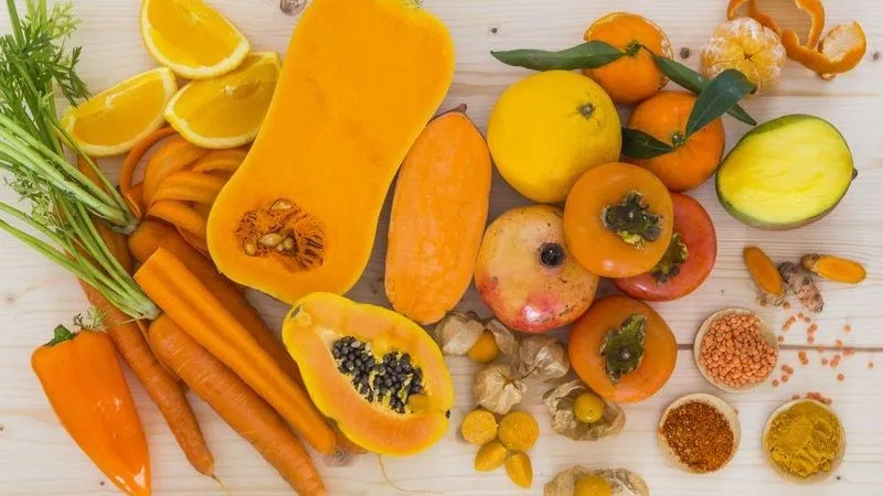 Thực phẩm màu vàng cam giàu carotenoid