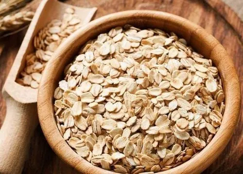 Ăn yến mạch cũng được nhận định có thể giúp giảm cân