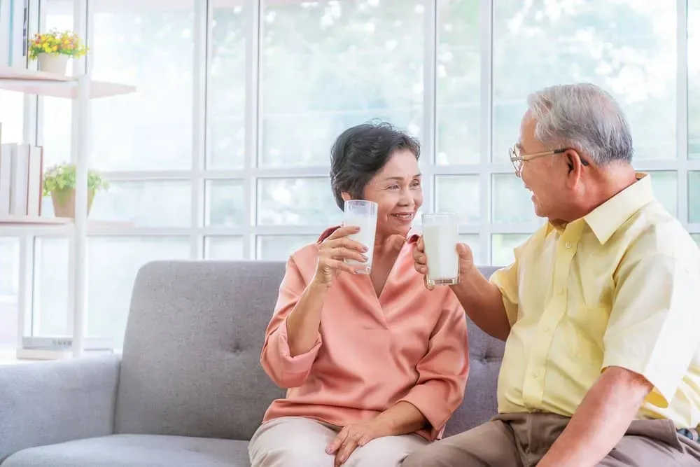 Người bệnh tiểu đường tìm hiểu về sữa non để bổ sung dinh dưỡng