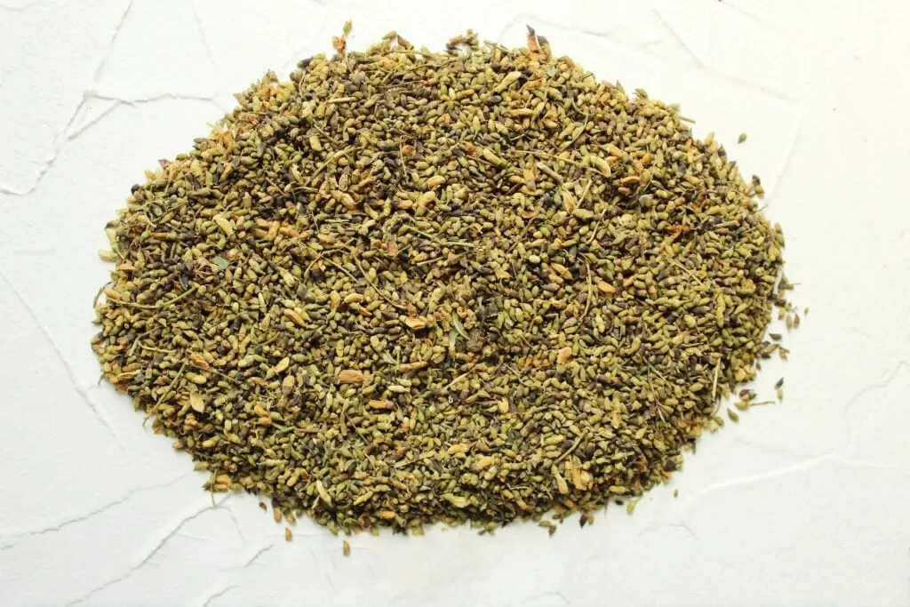 Hoa hòe được chống chỉ định trong một số trường hợp nhất định