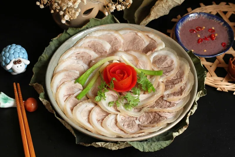 Chế biến thịt lợn theo các cách ít dầu mỡ nhất để hạn chế tăng cân