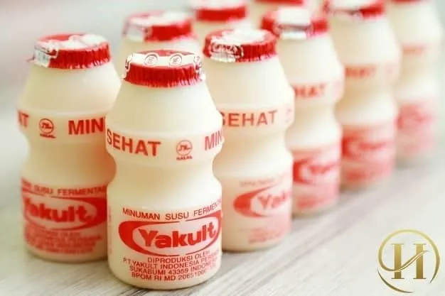 Thông tin dinh dưỡng trên chai sữa Yakult