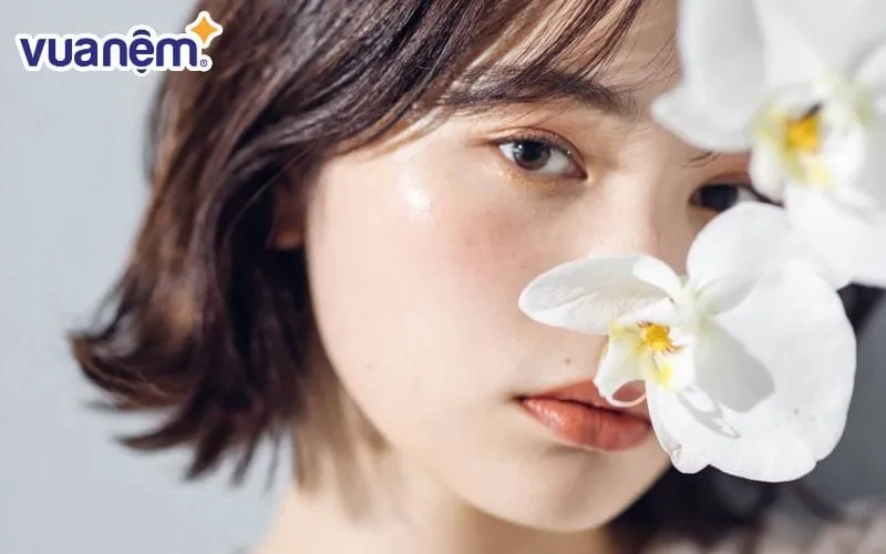 Dây đàn mang lại âm thanh du dương, biểu tượng cho cuộc sống tươi đẹp