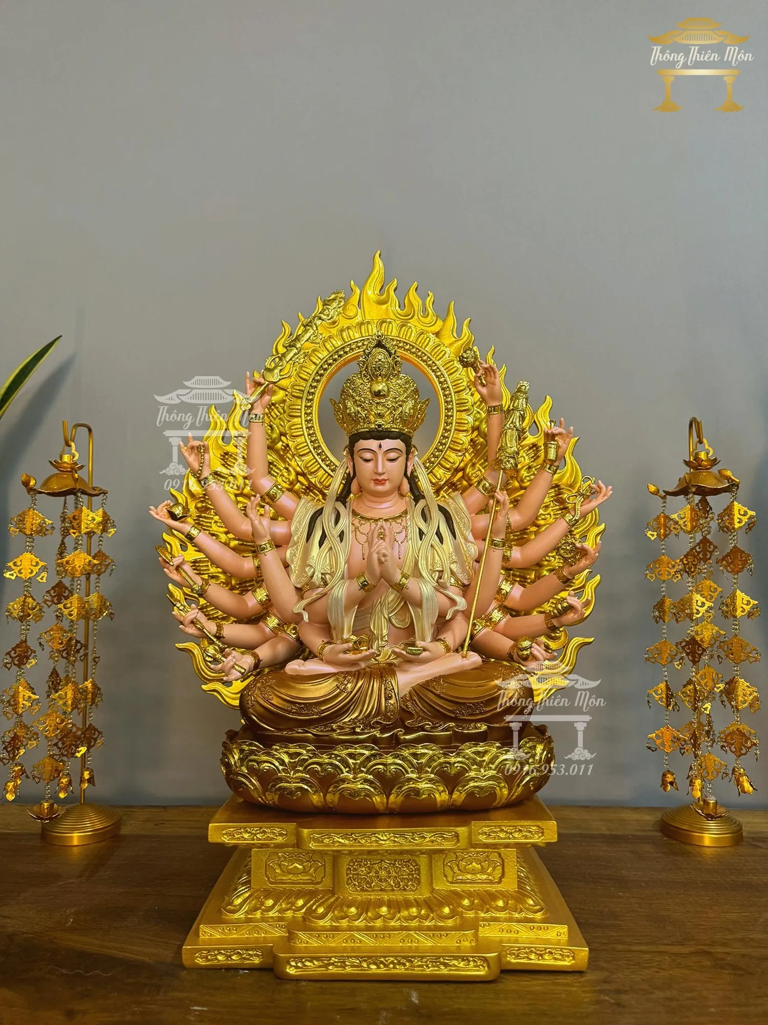 Tôn tượng Chuẩn Đề Quán Thế Âm Bồ Tát