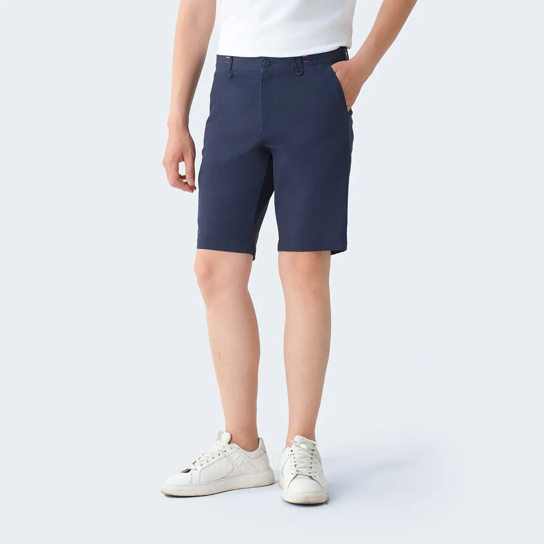 Mẫu áo khoác bomber màu xanh lá đầy năng động